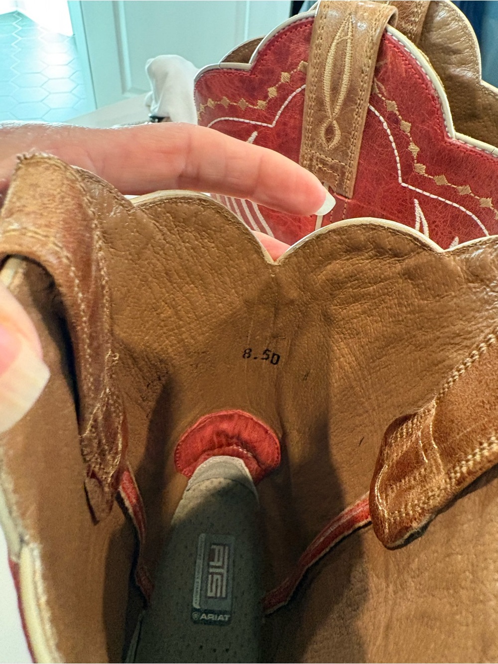 Men's ARIAT Mecate Brown Leather Cowboy Boots with Red Shaft and Wing Stitching - Picture 7 of 8